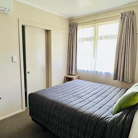 Seagulls Guesthouse Mount Maunganui Bagian luar foto