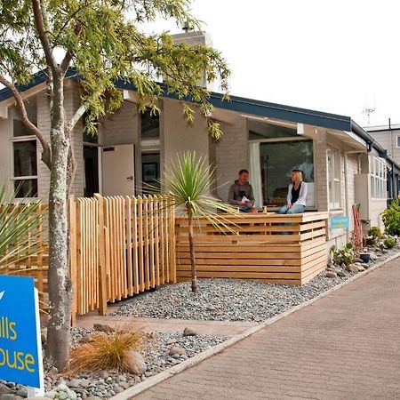 Seagulls Guesthouse Mount Maunganui Bagian luar foto