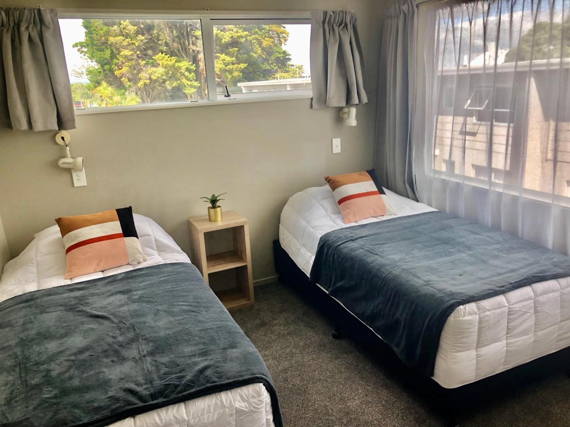 Seagulls Guesthouse Mount Maunganui Ruang foto