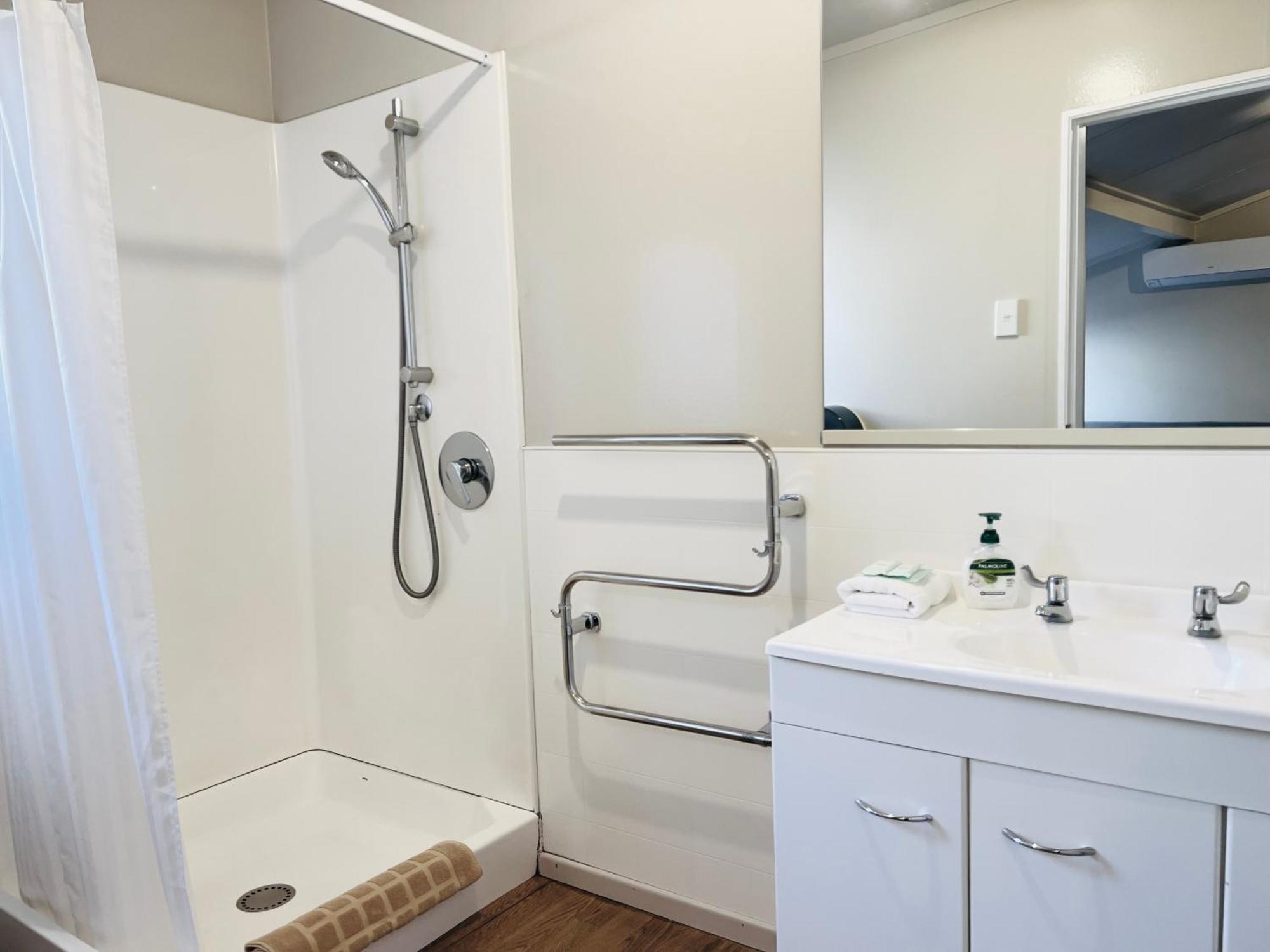 Seagulls Guesthouse Mount Maunganui Bagian luar foto