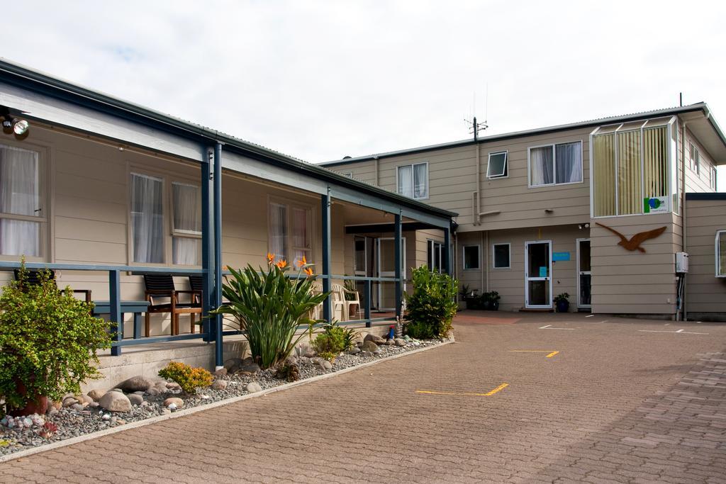 Seagulls Guesthouse Mount Maunganui Bagian luar foto